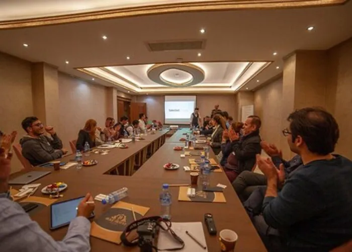 Bueke Sisli מלון 4*