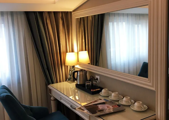 Bueke Sisli מלון 4*